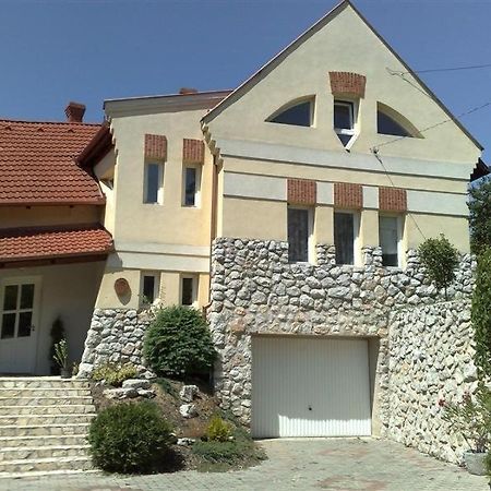 Marci Villa เปตช์ ภายนอก รูปภาพ